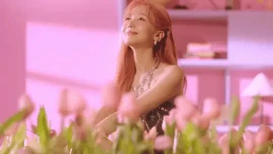 류수정 PINK MOON 티저 올라옴 관련 이미지 6