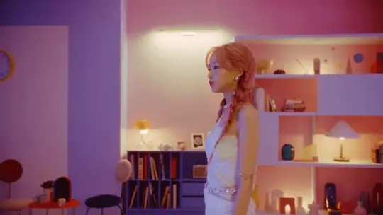 류수정 PINK MOON 티저 올라옴 관련 이미지 8